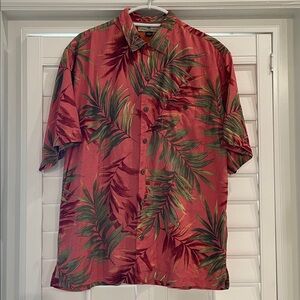 LIKE NEW! Tommy Bahama Silk Tropical Button Down